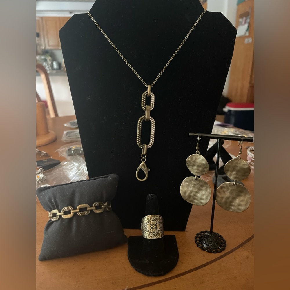 Paparazzi Jewelry set